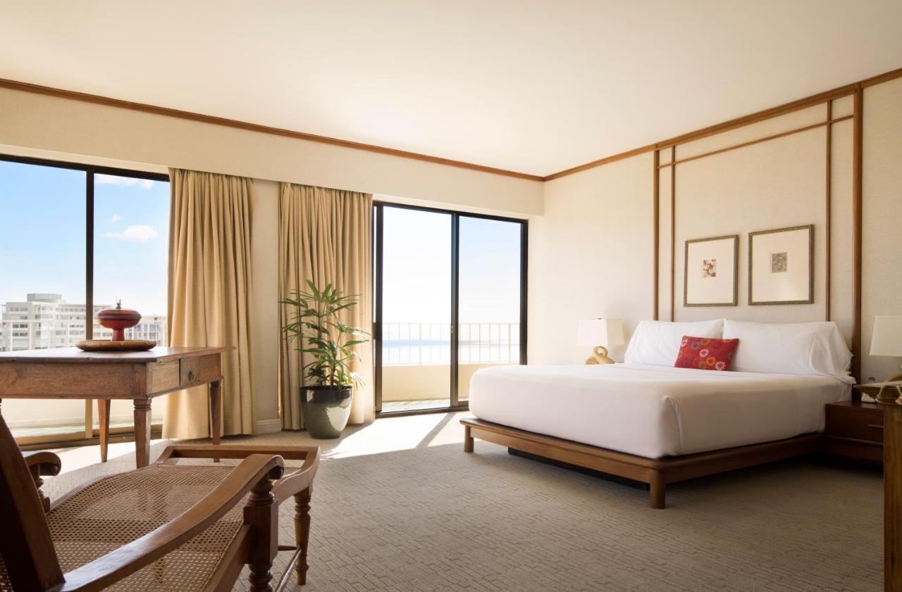 Lotus Honolulu At Diamond Head Hotel Exterior photo